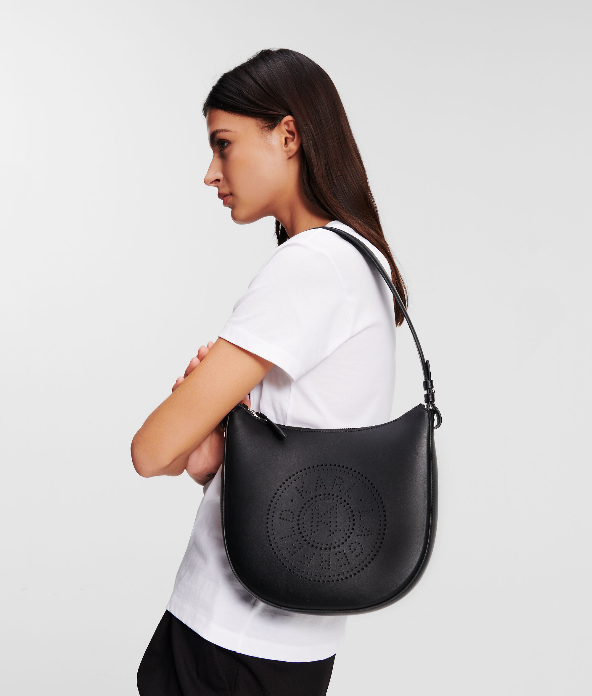 (image for) Extraordinary K/Circle Perforated Moon Shoulder Bag